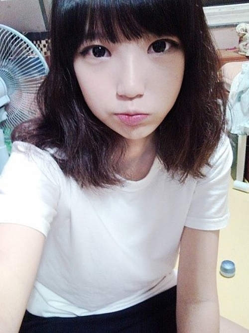 6.鼓起脸颊