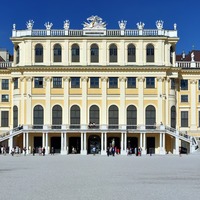 Schönbrunn Palace - Wikipedia, the free encyclopedia