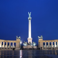 File:The Millennium Monument in Heroes'' Square, Budapest, Hungary ...