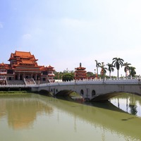 高雄旅遊景點】金獅湖風景區@ Y Hua 就愛旅遊攝影:: 痞客邦::