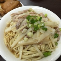 聚物養饕: 高雄鹽埕:港園牛肉麵