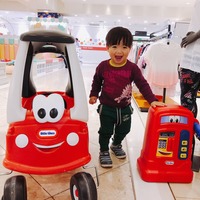 玩生活l SOGO忠孝開車趣/小孩滑步車/兒童遊戲區|LuLu媽|媽咪拜MamiBuy