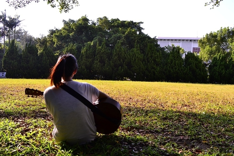 [售票]【Drop Coffee House】J's Live X 詹宇庭 Dorian，那其實不只是在歌唱-封面