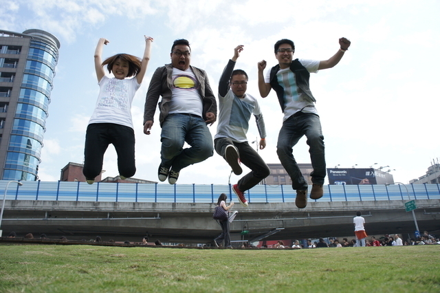 【The WALL】Crispy脆樂團．Easy．丁丁與西西-封面