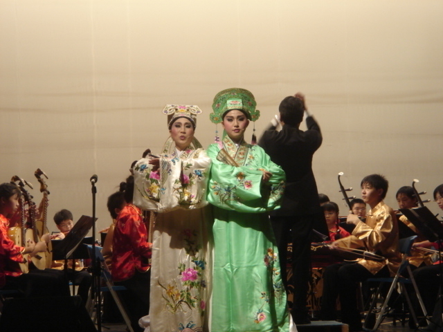 【宜蘭縣文化局】眷村文化黃梅情-封面