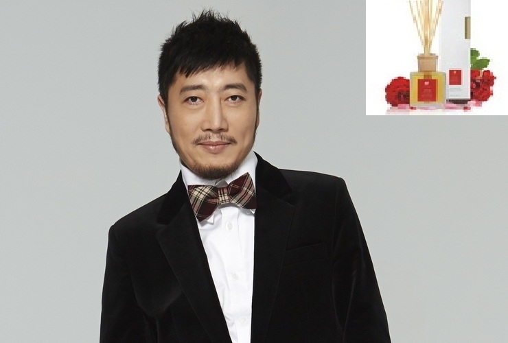 小蟲創作專輯 贈伊聖詩戀戀情深精油香竹（市價$2,400）-封面