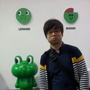 劉居名