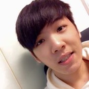 邱泓瑋